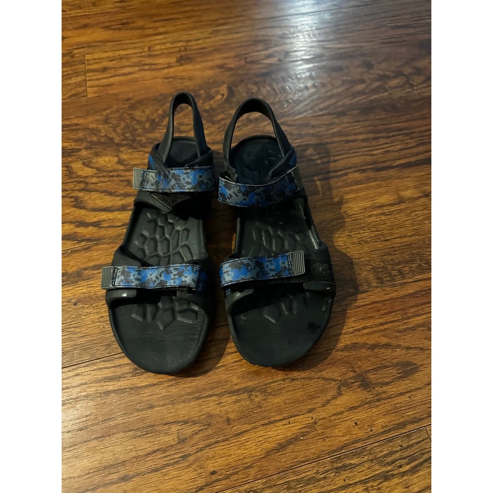 Men's Merrell sandals size 7